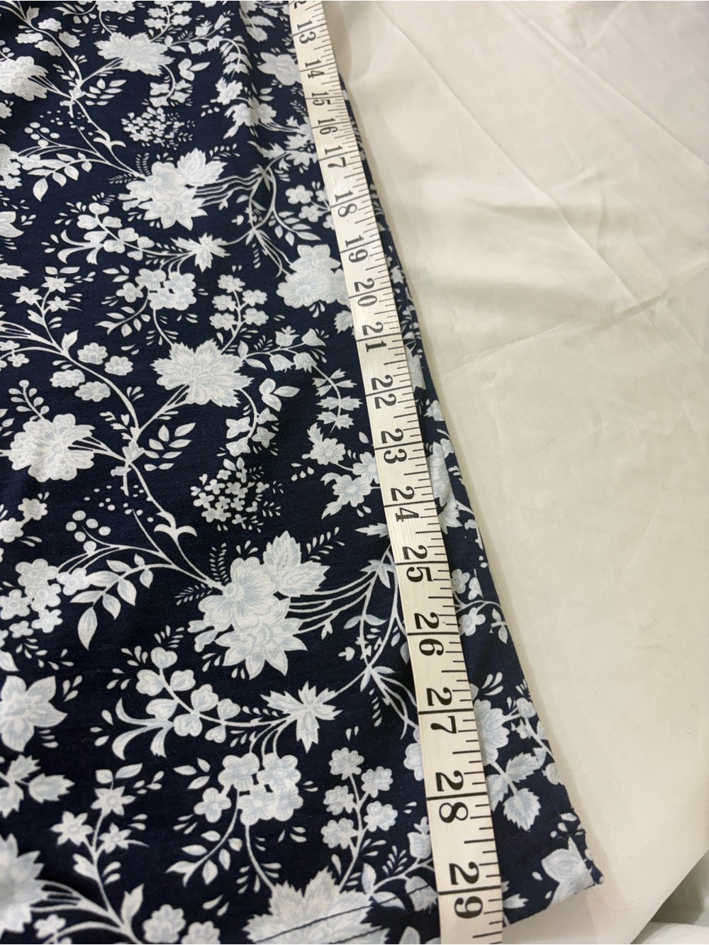 Lands' End Pajama Pants Size XL Navy White Floral Drawstring Lounge Pants - Picture 7 of 9